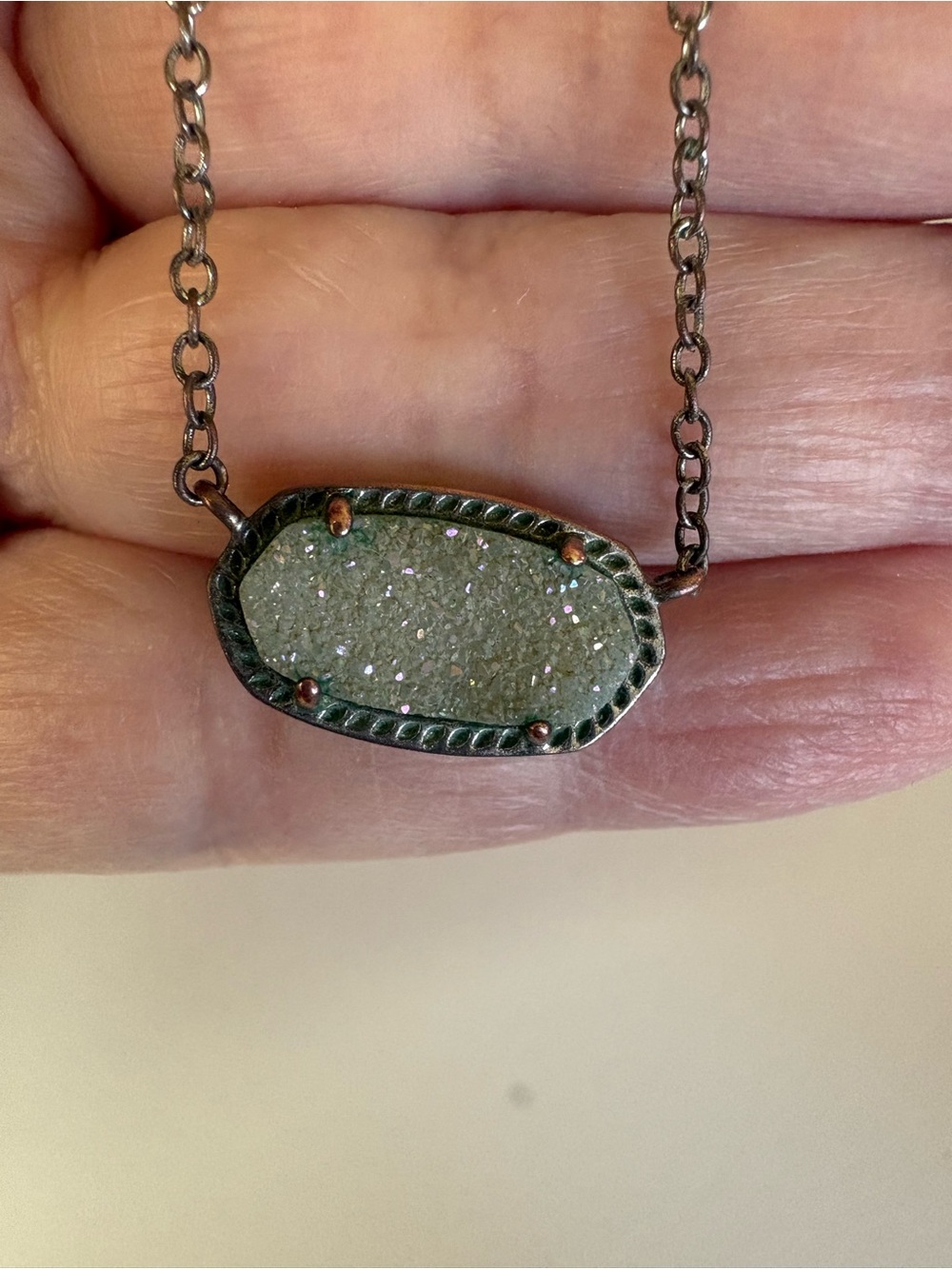 Kendra Scott Druzy Oval Pendant Necklace - Sparkling White/Gray